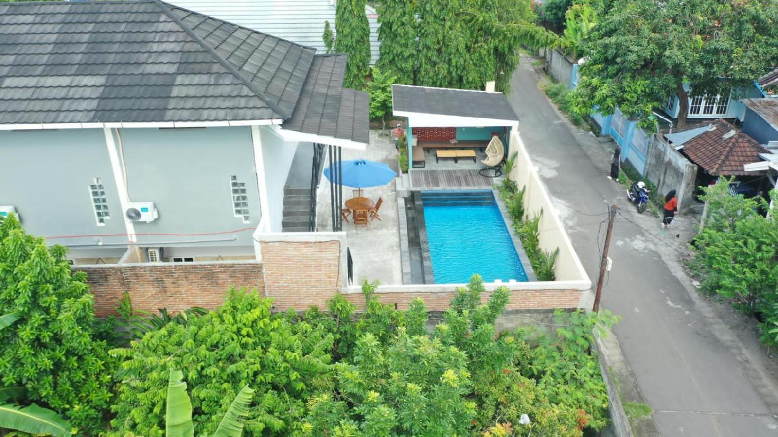 Zavana Rooms & Restaurant Tanjungkarang Exterior foto