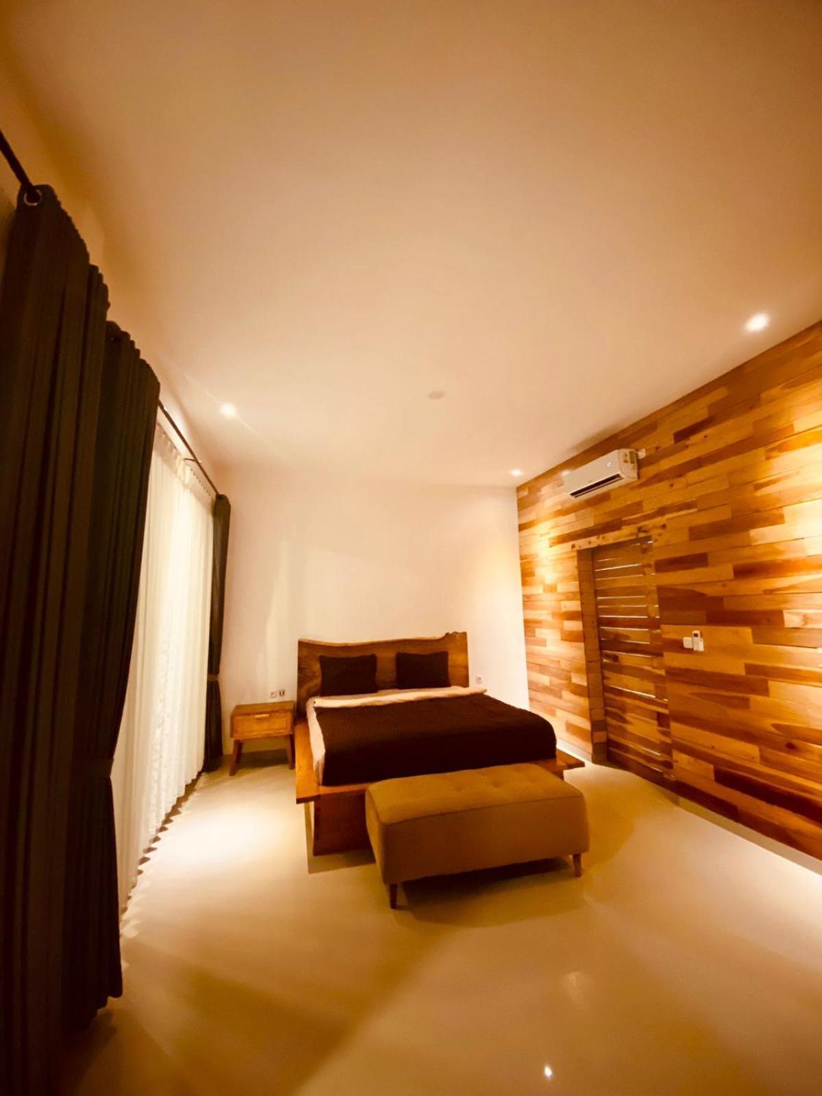 Zavana Rooms & Restaurant Tanjungkarang Exterior foto
